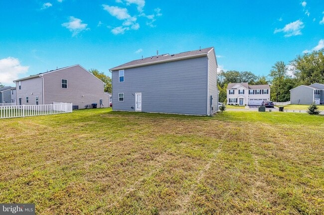 Building Photo - 370 Sedimentary Rock Rd