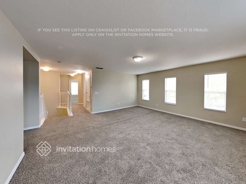 Building Photo - 15262 Galbi Dr