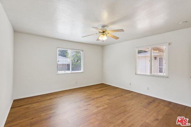 Building Photo - 6727 Orion Ave