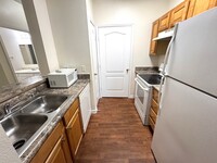 Building Photo - 10519 Villa View Cir