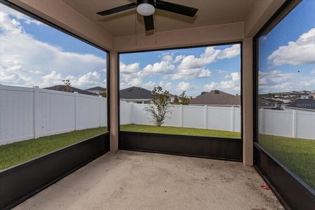 Building Photo - 1434 Geranium Dr