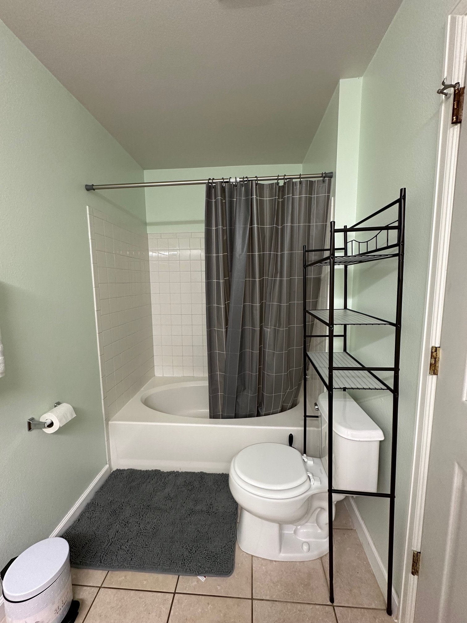 Building Photo - 18345 E Flora Dr