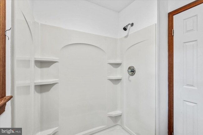 Building Photo - 65 Wades Run