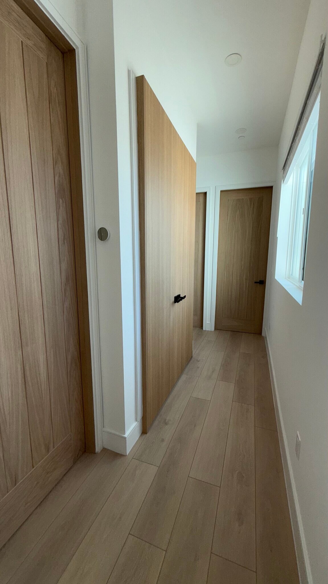 Building Photo - 16510 San Fernando Mission Blvd