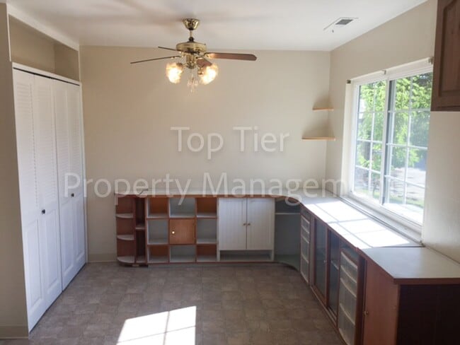 Building Photo - Very nice 3 Bd/2 Ba, 1388 sf single-family house in Concord available Now for Lease!