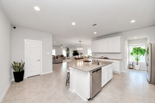 Building Photo - 3306 Dagostino Crk Dr