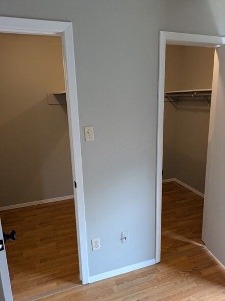 Building Photo - 4133 NE Stallings Dr
