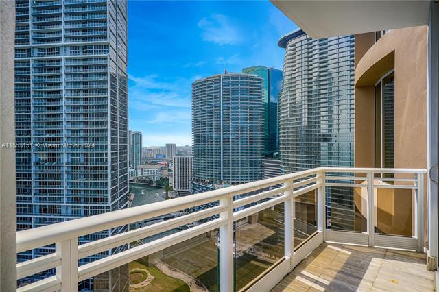 Building Photo - 901 Brickell Key Blvd