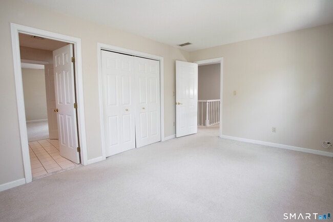 Building Photo - 24 Old Mill Dr
