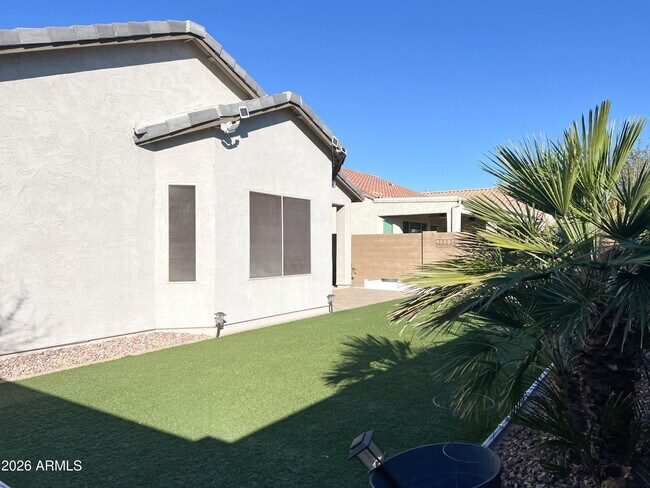 Building Photo - 2321 N Hidden Canyon Dr