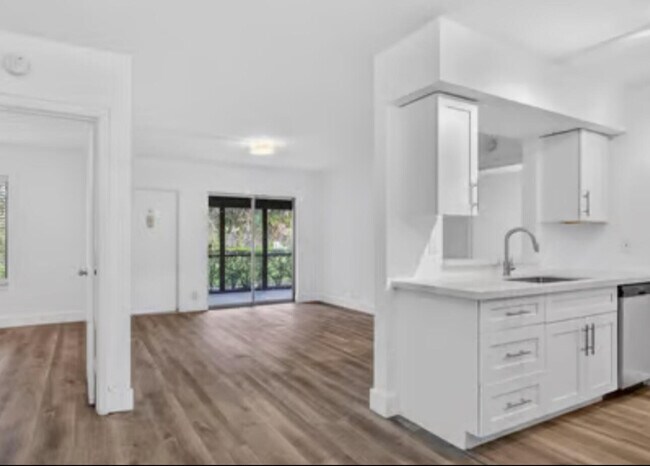Building Photo - 6258 Chasewood Dr