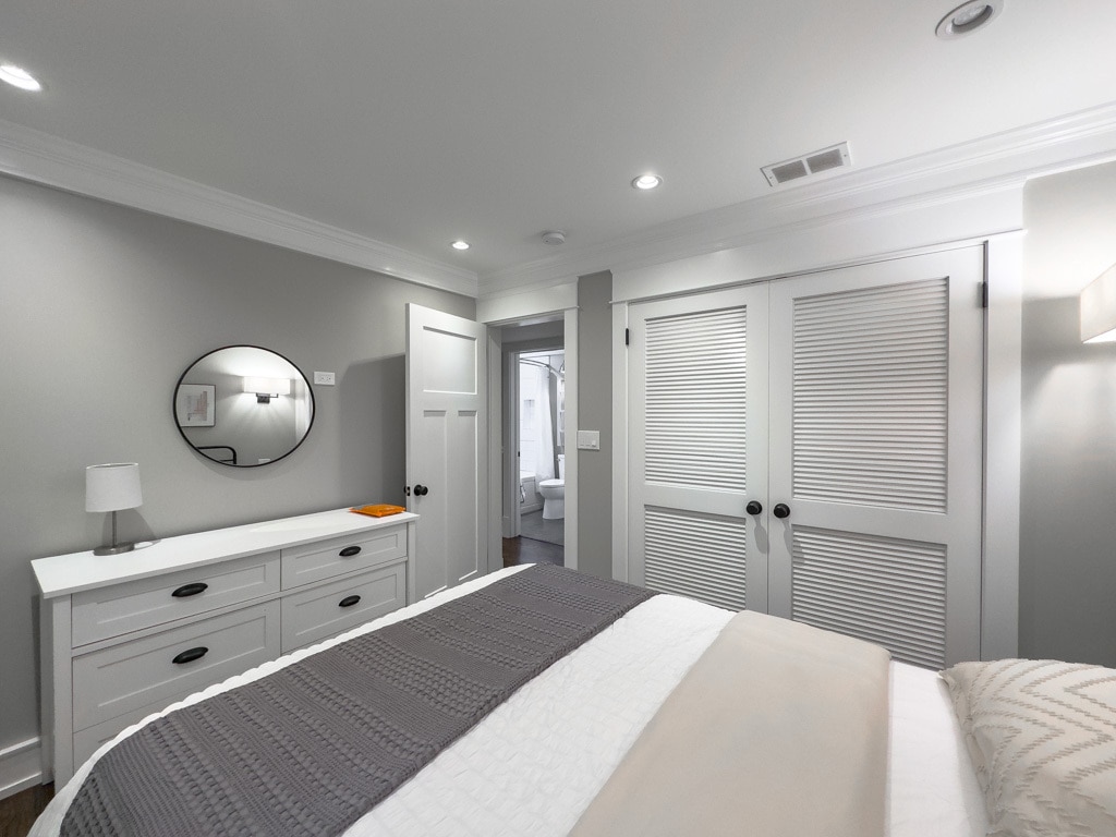 Building Photo - 3453 N Hoyne Ave