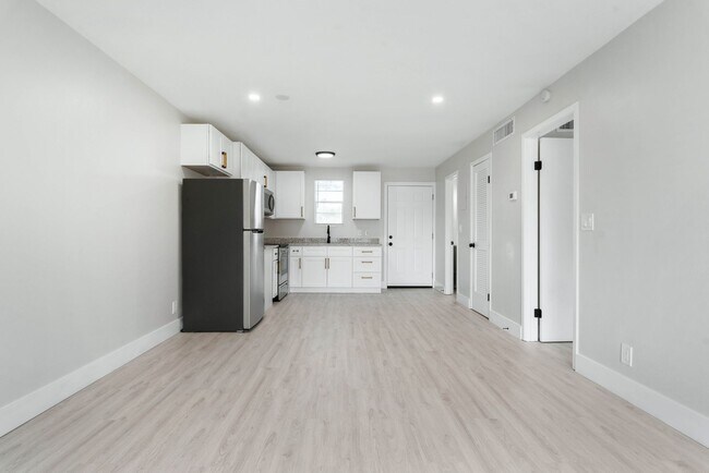 Floorplan - Samson Apartments