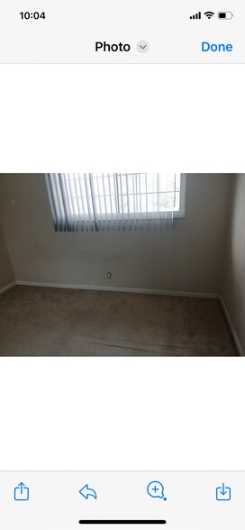 Building Photo - 291 E Rienstra St