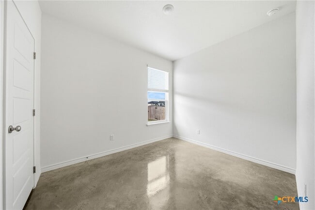 Building Photo - 8901 Prickly Ash Dr