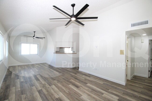 Building Photo - 3902 E White Aster St