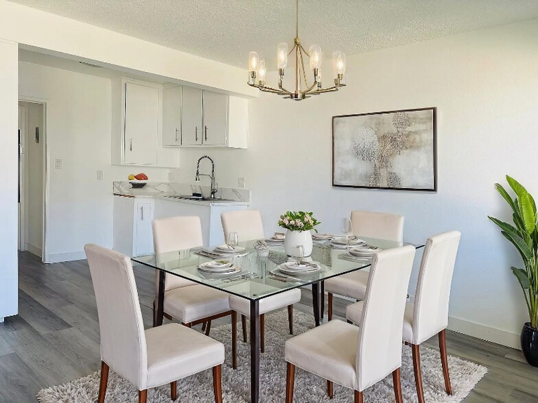 Primary Photo - 9371 Cellini Ave