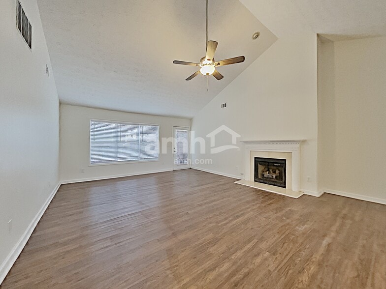 Building Photo - 3563 Dunbar Ln