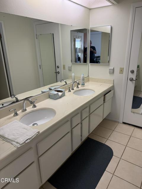 Building Photo - 3473 Canoga Pl