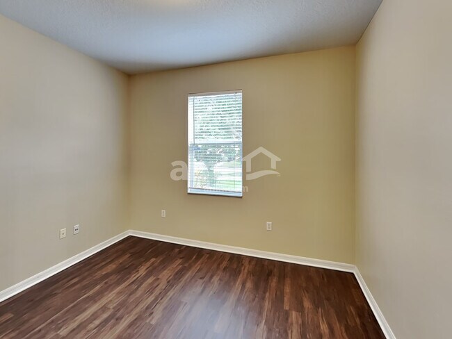 Building Photo - 10424 Frog Pond Dr