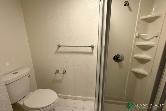 Building Photo - Nature-Surrounded 3BR/3BA Two-Story Home w/ Deck & Views — San Carlos