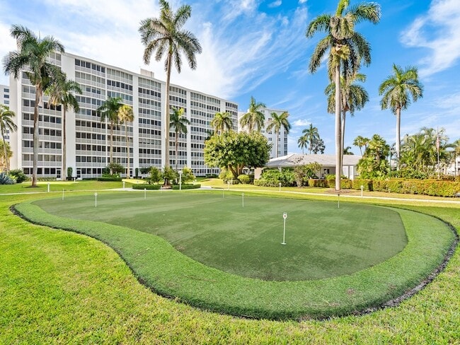 Building Photo - 3212 S Ocean Blvd