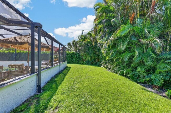 Building Photo - 567 Bird Key Dr