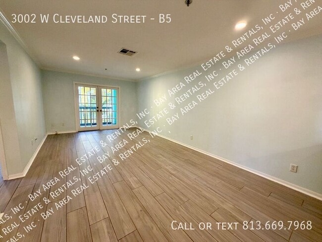 Building Photo - 3002 W Cleveland St