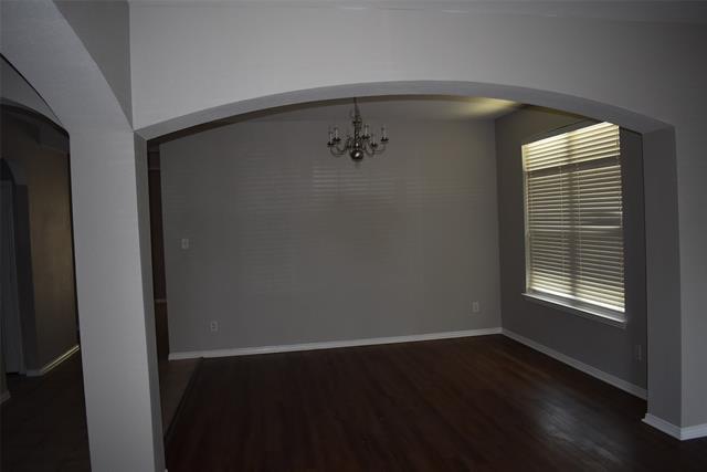 Building Photo - 5804 Mariposa Dr