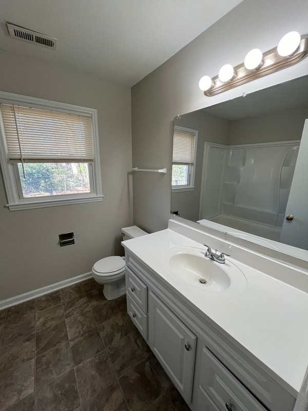 Building Photo - 526 Huntsmoor Dr