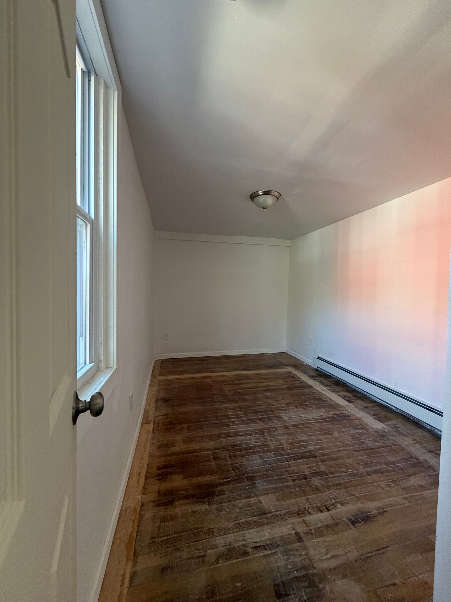 Building Photo - 490 Boswell Ave