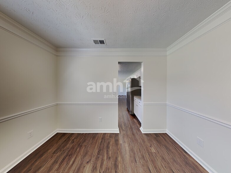 Building Photo - 3772 Emperors Cove