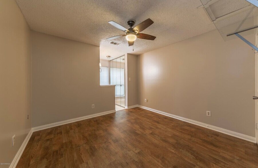 Bedroom #2 - 913 St Landry St