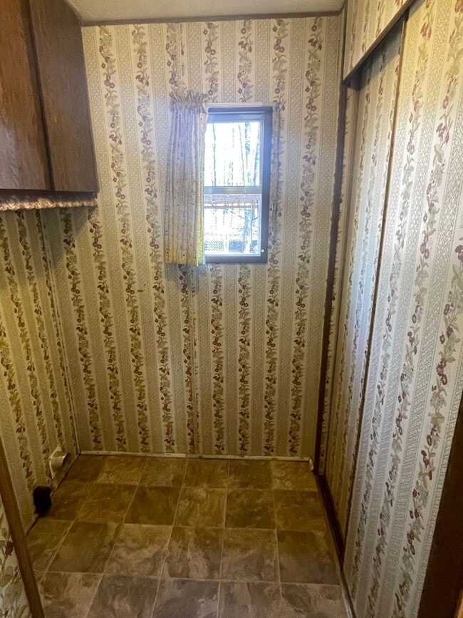 Building Photo - 3 BED, 1.5 BATH MOBILE HOME