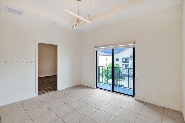 Building Photo - 7855 NW 104th Ave