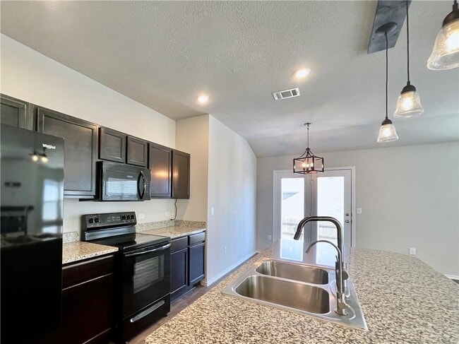 Building Photo - 5909 Ronee Leah Dr