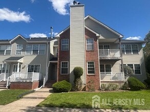 Building Photo - 289 Vasser Dr