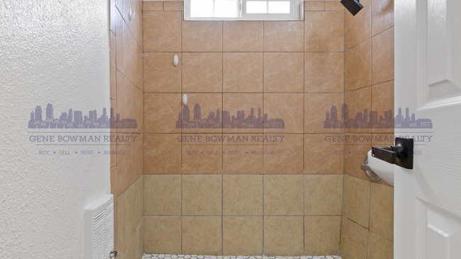 Building Photo - 3545 44th St