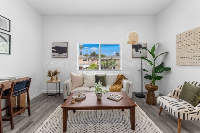 Building Photo - 5254 Adams Ave