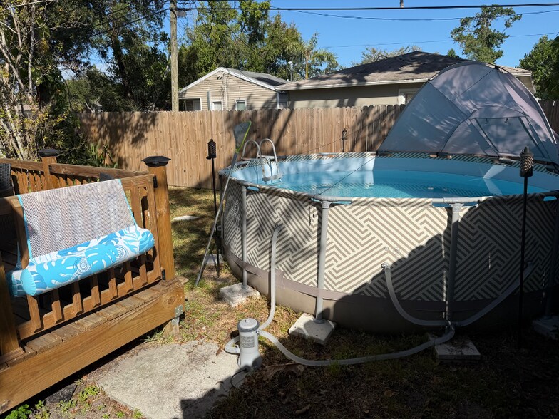 Building Photo - 2043 16th Ave S