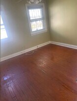 Building Photo - 1200 Moisant St