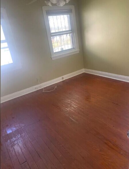 Primary Photo - 1200 Moisant St