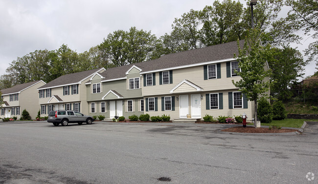 Building Photo - Robbins Nest Townhomes
