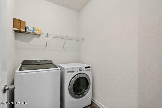 Building Photo - 2274 Lincoln Sendero Trail