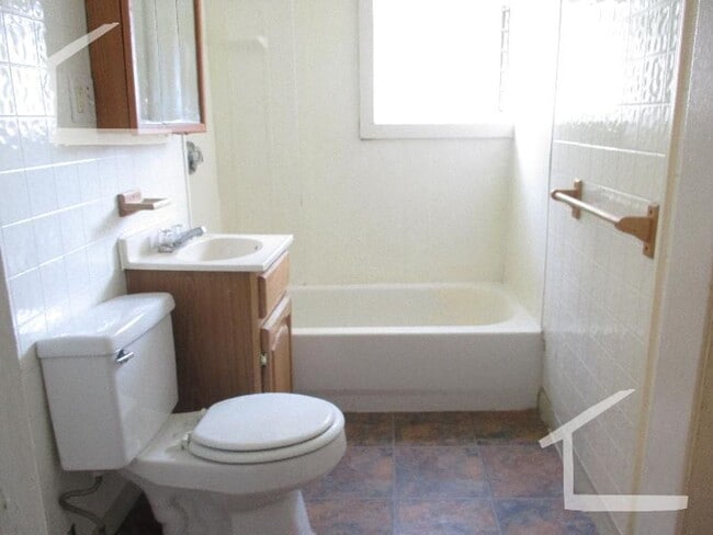 Building Photo - 9/1 No Fee - bargain split-style 2BR near Cleveland Circle, heat inc!