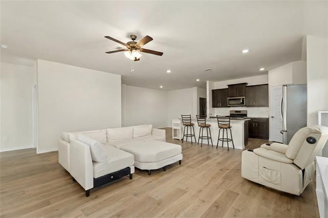 Building Photo - 222 Blue Hl Ln