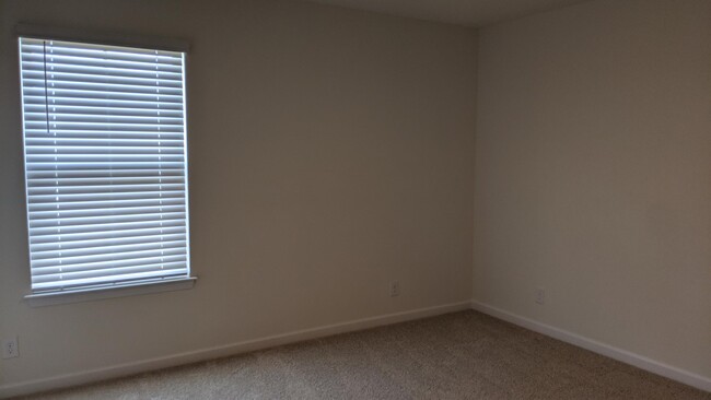 Building Photo - 544 Smoky Crossing Way