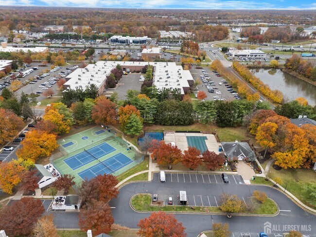 Building Photo - 39 Goodwin Dr