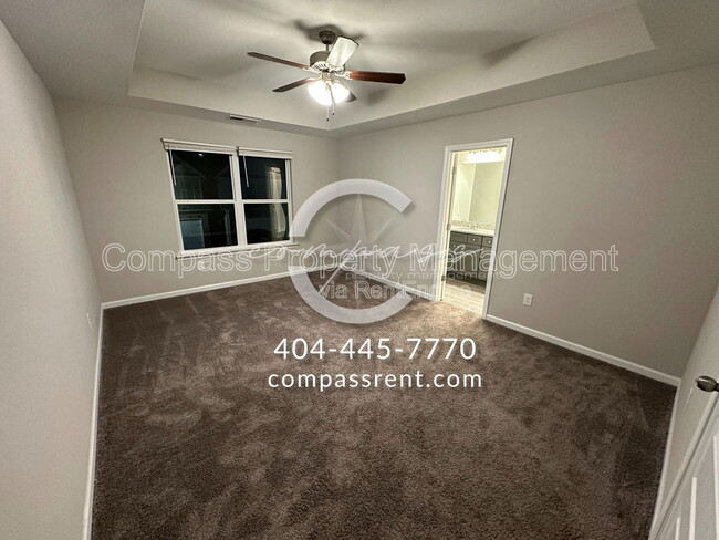 Building Photo - 112 Squarewood Ln NW
