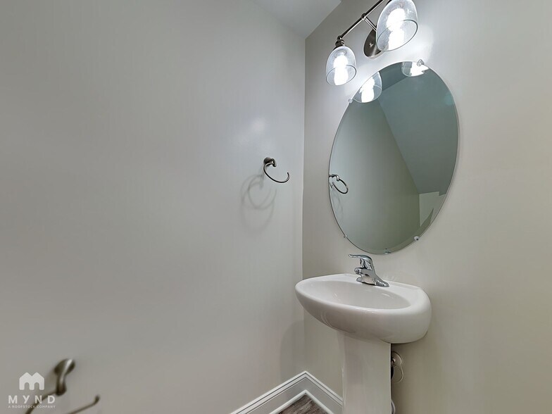 Building Photo - 2395 Eagle Creek Ct